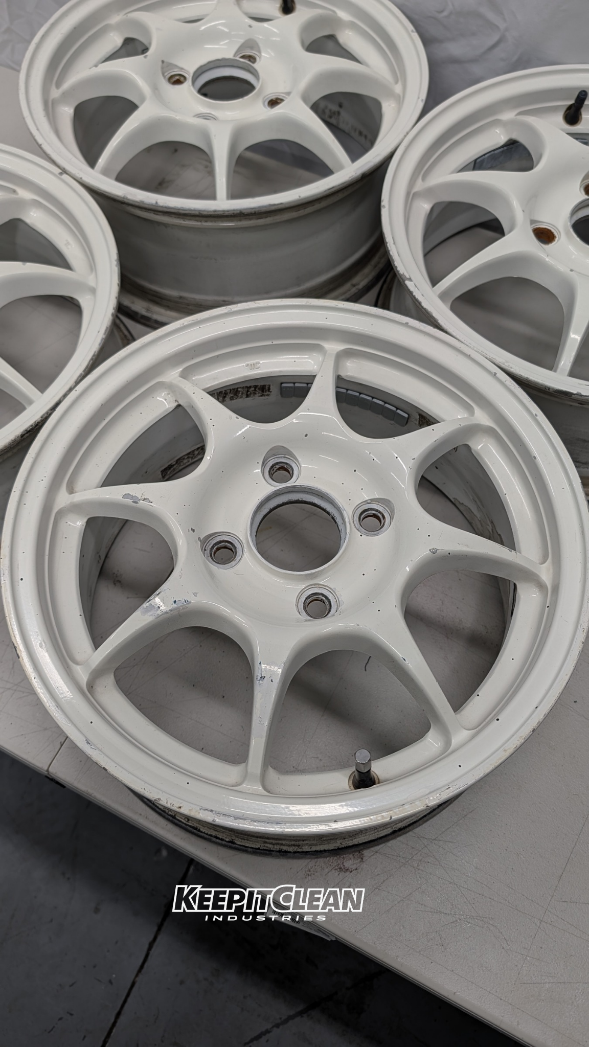96 SPEC INTEGRA TYPE R WHEELS