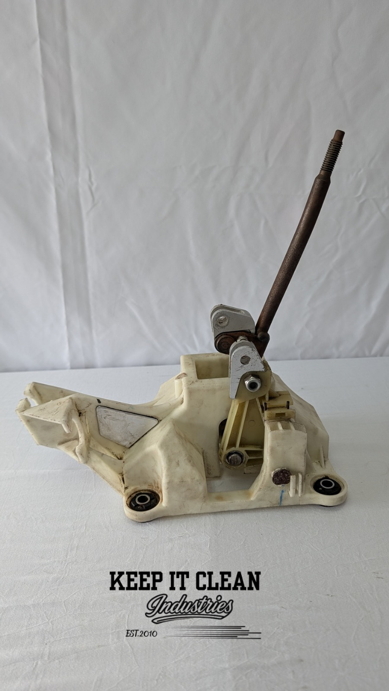 RSX TYPE S SHIFTER BOX OEM