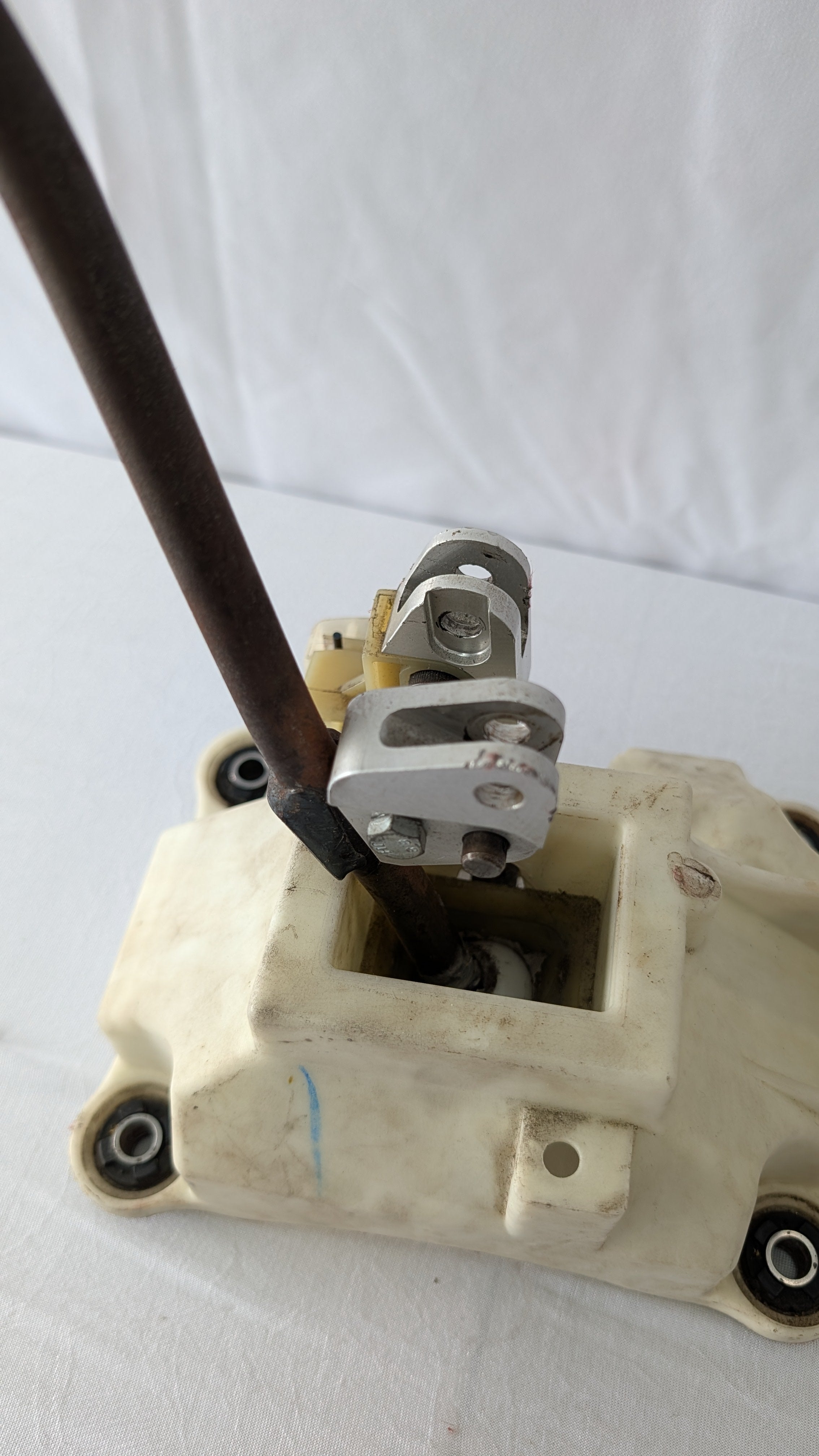 RSX TYPE S SHIFTER BOX OEM