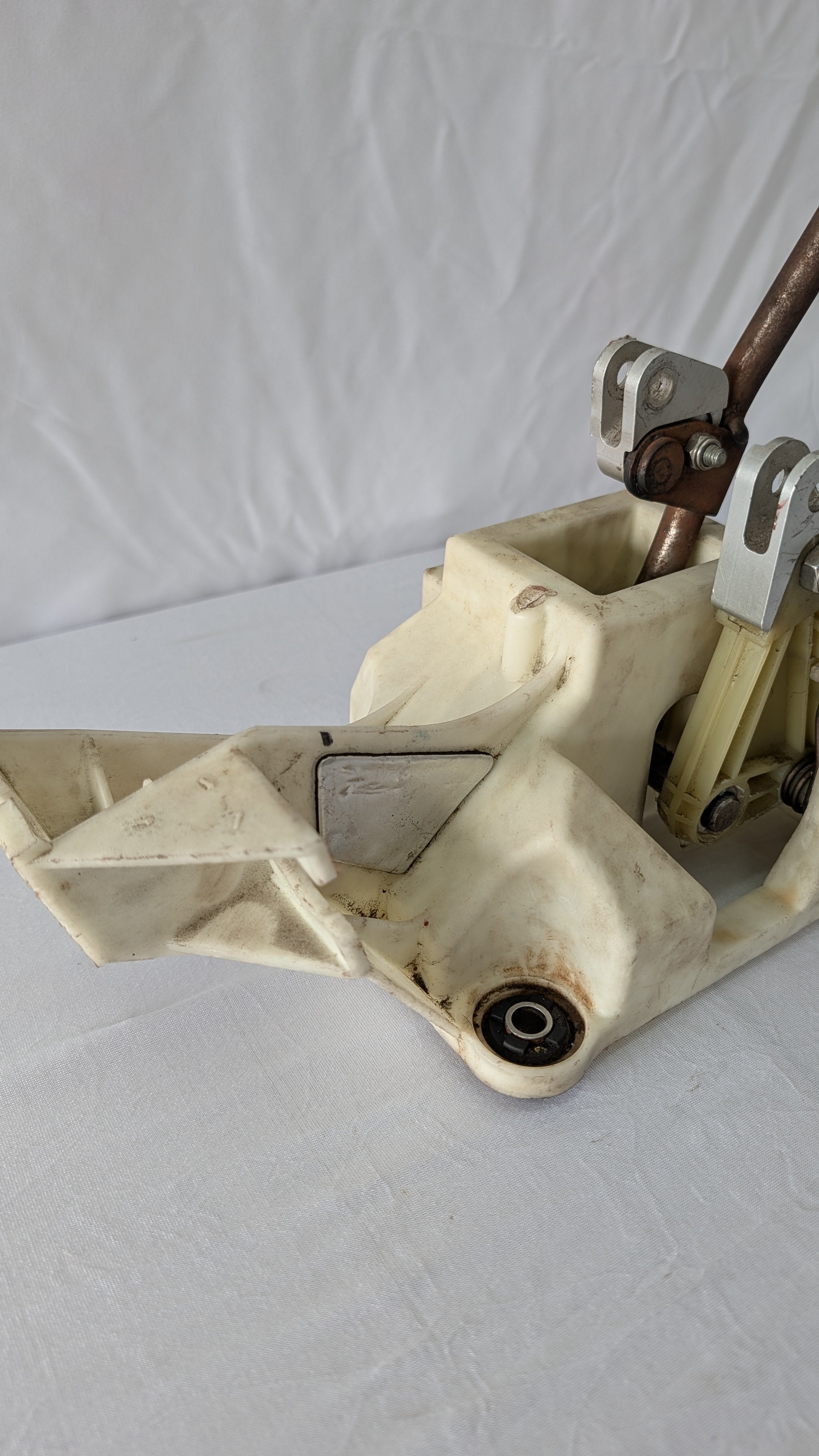 RSX TYPE S SHIFTER BOX OEM